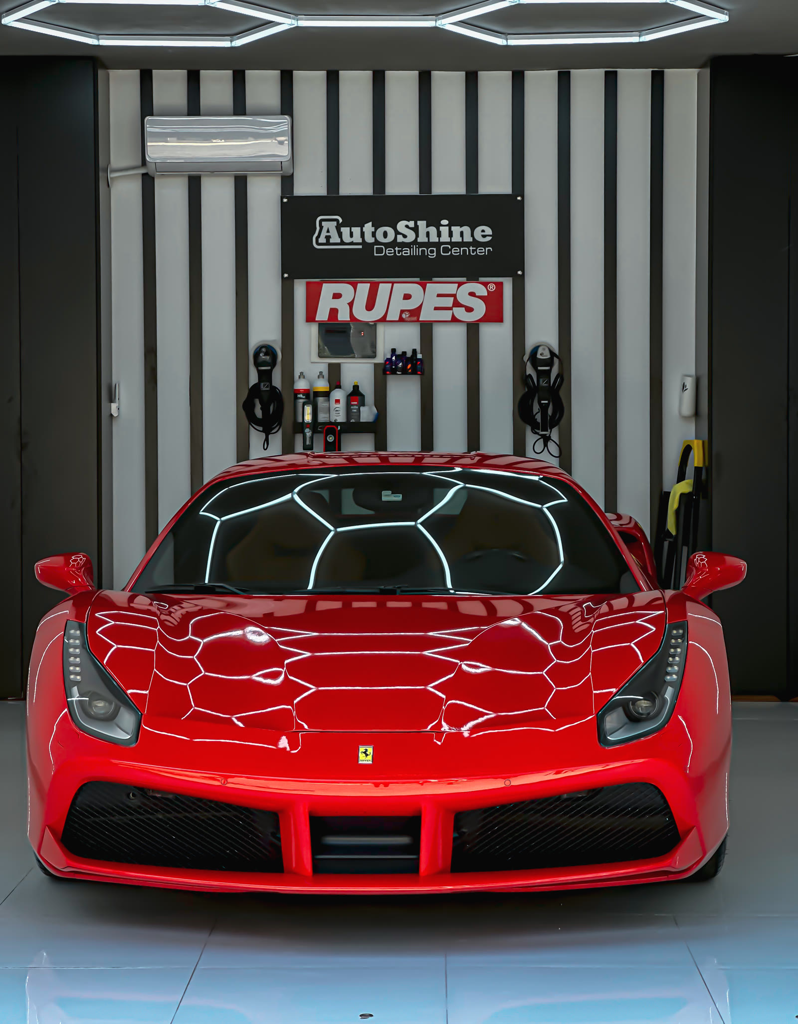 Ferrari 488