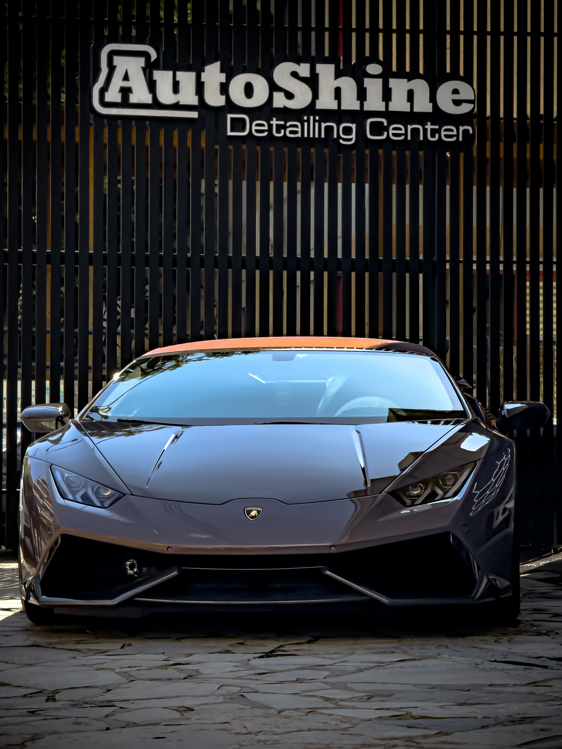 Lamborghini Huracán στην είσοδο